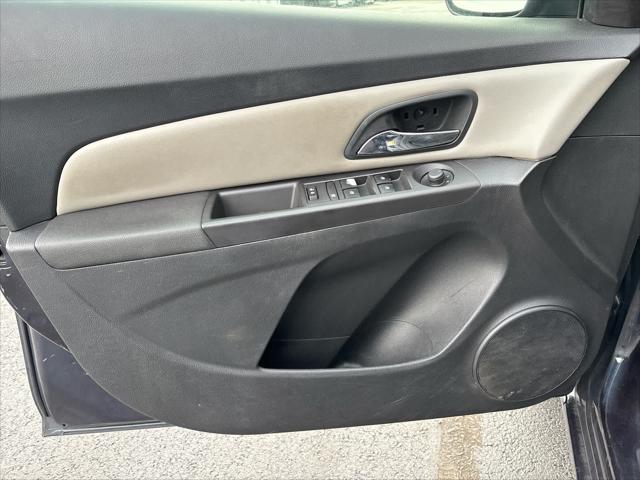 Used 2016 Chevrolet Cruze Limited For Sale in Wilmington, OH