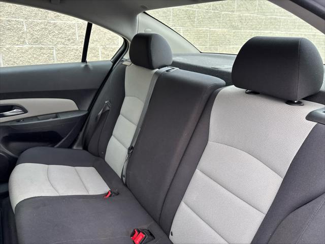 Used 2016 Chevrolet Cruze Limited For Sale in Wilmington, OH