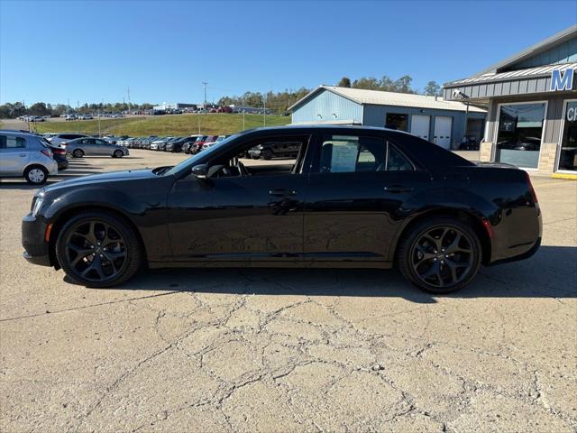 2022 Chrysler 300 S 2022 Chrysler 300 S