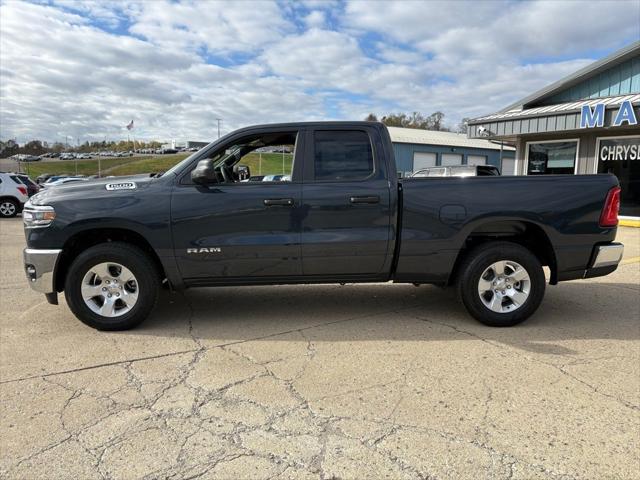 2025 RAM Ram 1500 RAM 1500 TRADESMAN QUAD CAB 4X4 64 BOX