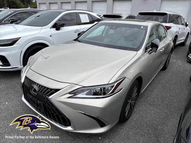 2024 Lexus ES 300h 300h