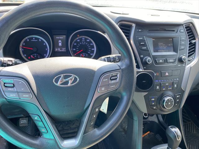 2016 Hyundai Santa Fe SE