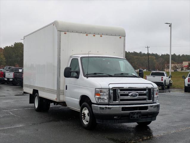 2024 Ford E-350 Cutaway E-350 SRW 158 WB 2024 Ford E-350 Cutaway E-350 SRW 158 WB