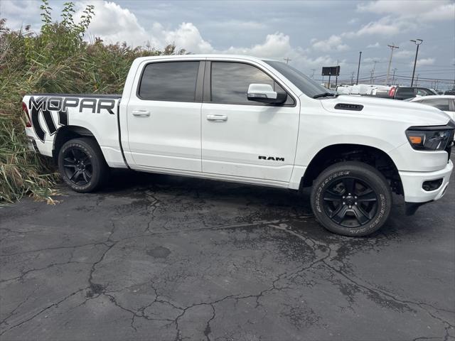 2020 RAM 1500 Big Horn Crew Cab 4x4 57 Box