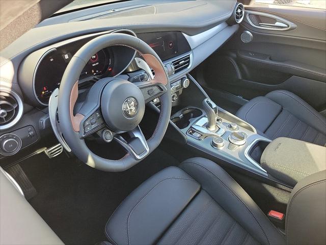 2025 Alfa Romeo Giulia Intensa RWD