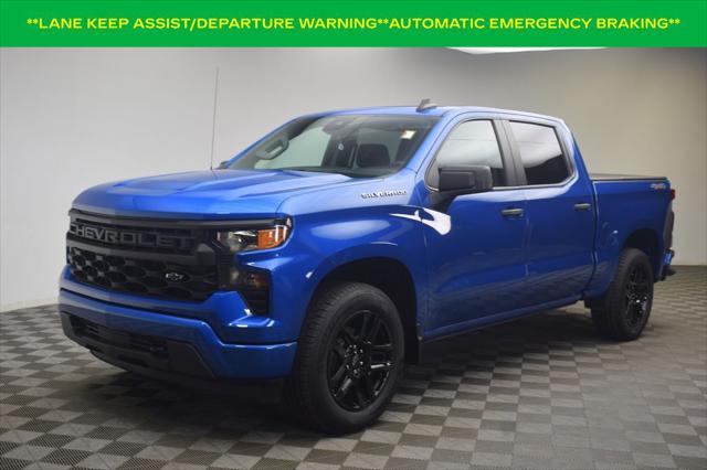 2022 Chevrolet Silverado 1500 4WD Crew Cab Short Bed Custom