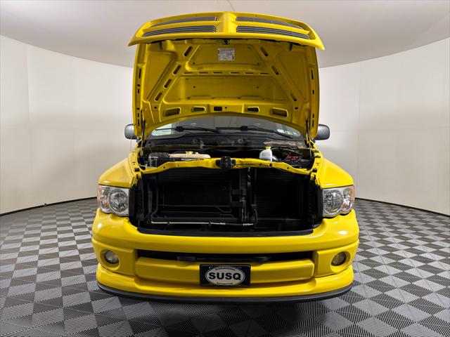 2004 Dodge Ram 1500 SLT/Laramie