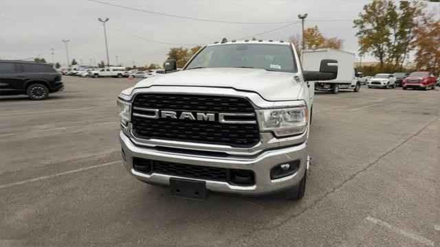 2024 RAM 3500 Big Horn Crew Cab 4x4 8 Box 2024 RAM 3500 Big Horn Crew Cab 4x4 8 Box