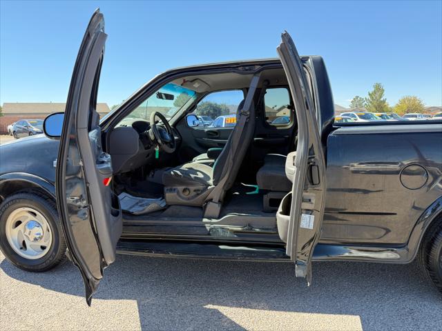 1999 Ford F-150 Supercab 139""