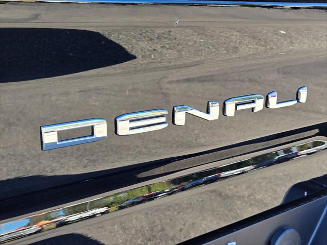 2026 GMC Sierra 2500HD Crew Cab, Standard Bed, Denali, 4WD