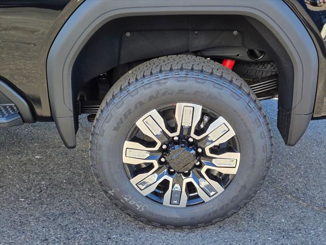 2026 GMC Sierra 2500HD Crew Cab, Standard Bed, Denali, 4WD