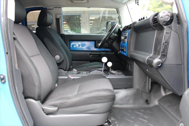 2007 Toyota FJ Cruiser Sport Utility 2D