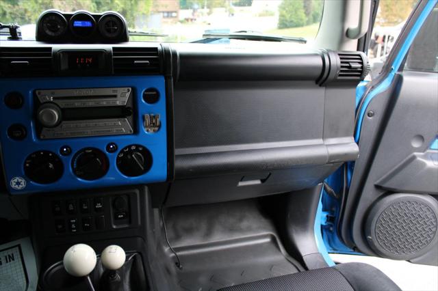 2007 Toyota FJ Cruiser Sport Utility 2D