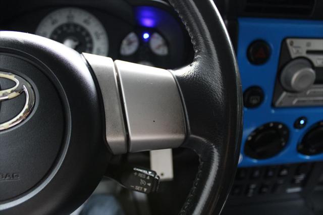 2007 Toyota FJ Cruiser Sport Utility 2D