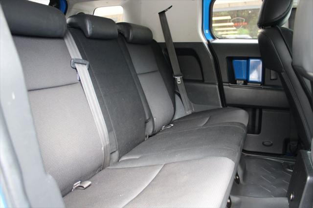 2007 Toyota FJ Cruiser Sport Utility 2D