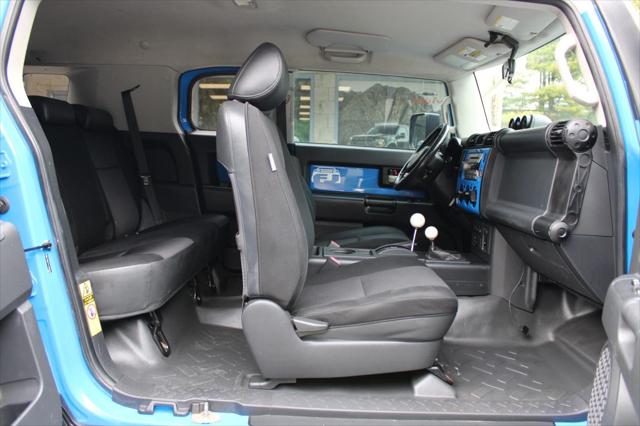 2007 Toyota FJ Cruiser Sport Utility 2D