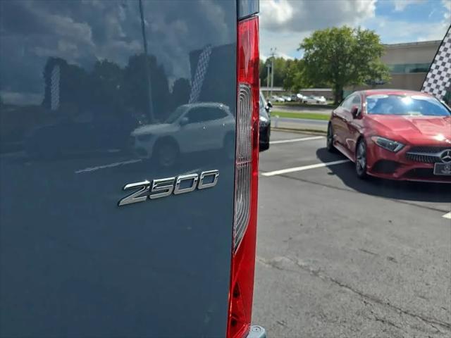 2026 Mercedes-Benz Sprinter Crew Van High Roof 4-Cyl Diesel