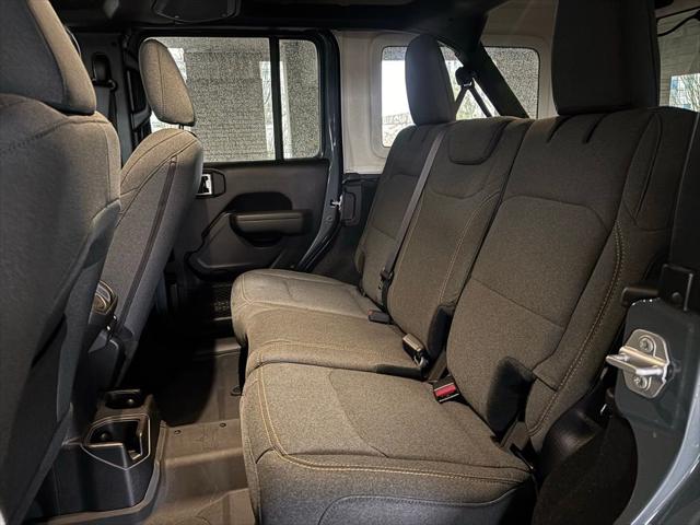 2025 Jeep Wrangler 4-Door Willys 4x4