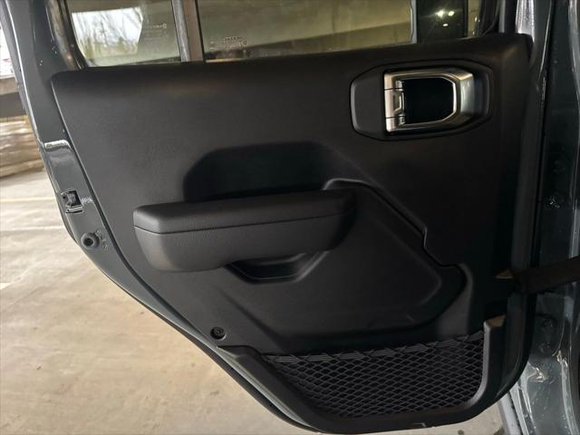 2025 Jeep Wrangler 4-Door Willys 4x4