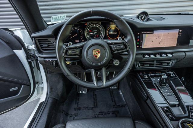 2024 Porsche 911 Carrera GTS