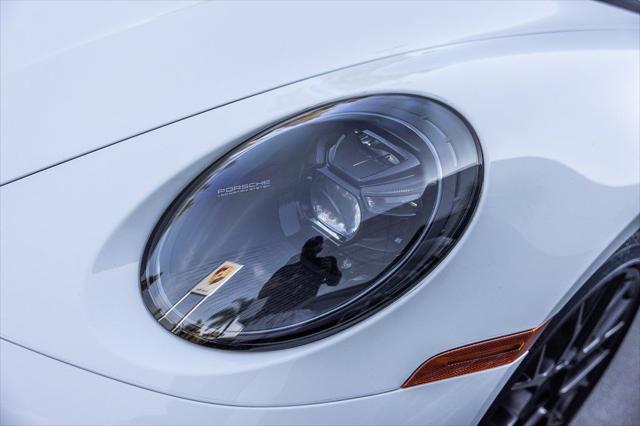 2024 Porsche 911 Carrera GTS
