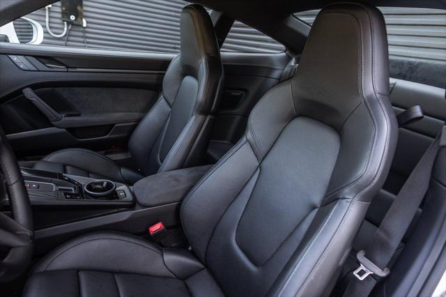 2024 Porsche 911 Carrera GTS