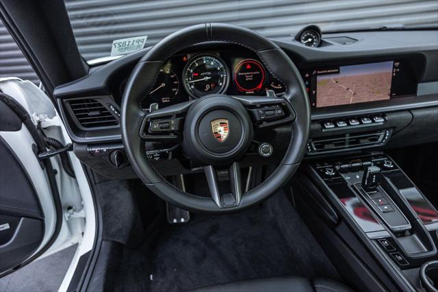 2024 Porsche 911 Carrera GTS