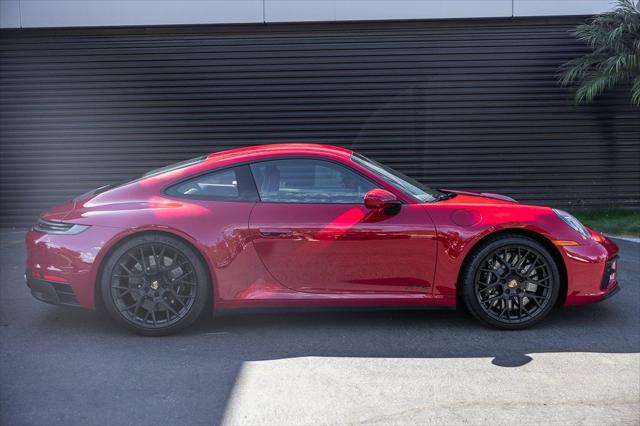 2024 Porsche 911 Carrera GTS