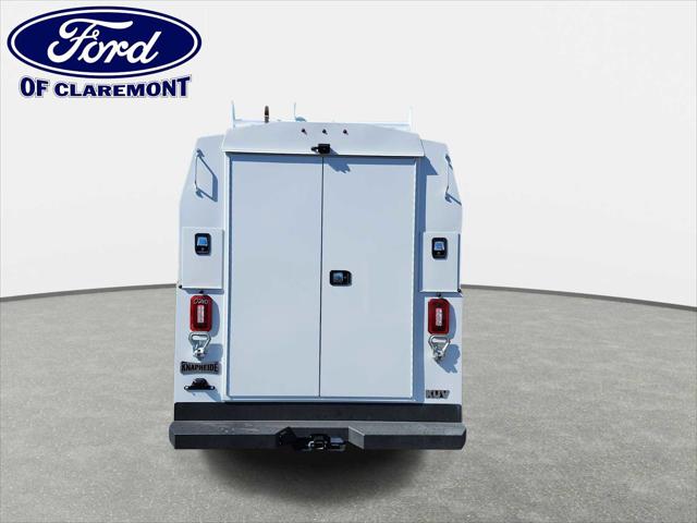 2025 Ford Transit Cutaway Unknown