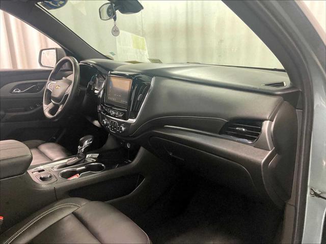 2023 Chevrolet Traverse AWD LT Leather