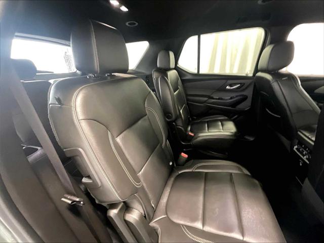 2023 Chevrolet Traverse AWD LT Leather