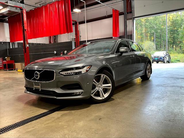 2018 Volvo S90 T5 Momentum