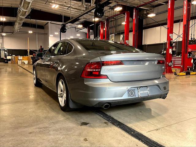 2018 Volvo S90 T5 Momentum