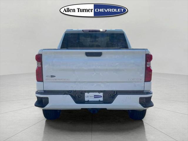 2026 Chevrolet Silverado 1500 4WD Crew Cab Short Bed Custom