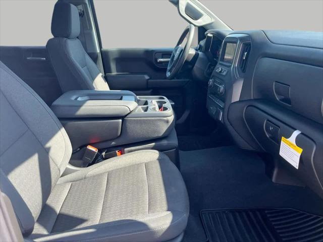 2026 Chevrolet Silverado 1500 4WD Crew Cab Short Bed Custom