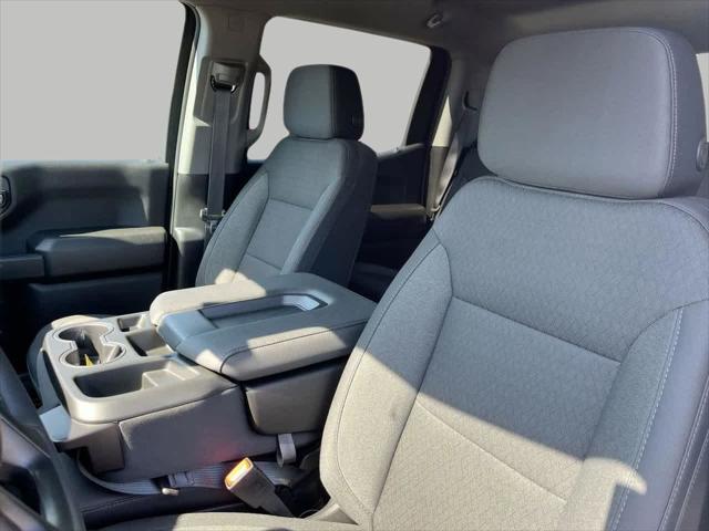 2026 Chevrolet Silverado 1500 4WD Crew Cab Short Bed Custom