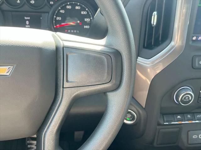 2026 Chevrolet Silverado 1500 4WD Crew Cab Short Bed Custom
