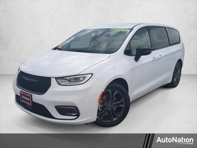 2026 Chrysler Pacifica Select for sale in Spring, TX