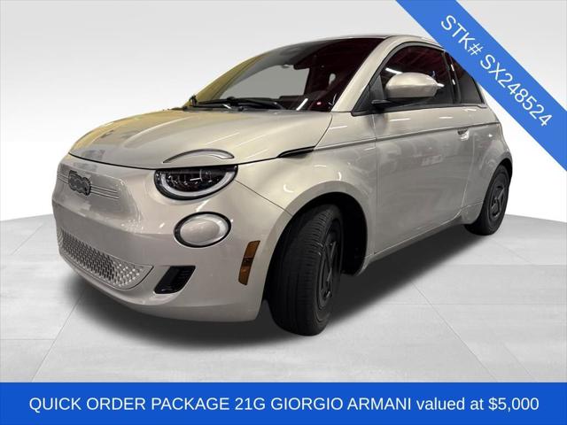 2025 Fiat FIAT 500e GIORGIO ARMANI Collectors Edition 2025 Fiat FIAT 500e GIORGIO ARMANI Collectors Edition