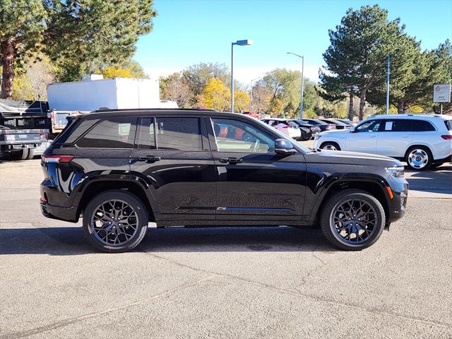 2025 Jeep Grand Cherokee GRAND CHEROKEE SUMMIT RESERVE 4X4