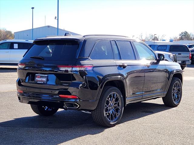 2025 Jeep Grand Cherokee GRAND CHEROKEE SUMMIT RESERVE 4X4