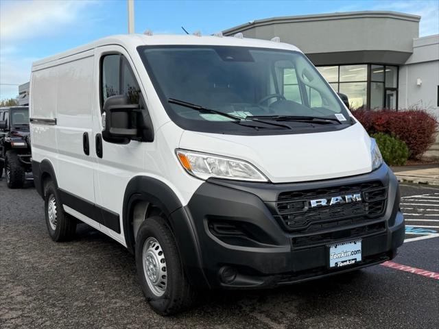 2026 RAM Ram ProMaster RAM PROMASTER 1500 TRADESMAN CARGO VAN LOW ROOF 118 WB
