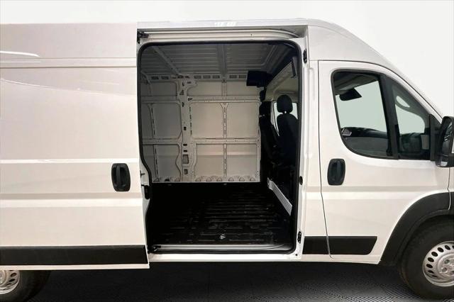 2026 Ram ProMaster Cargo Van Tradesman High Roof 159" WB w/Pass Seat