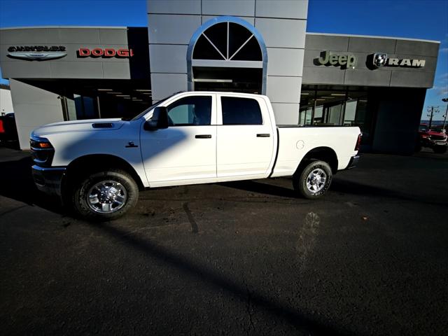 2026 RAM Ram 2500 RAM 2500 TRADESMAN CREW CAB 4X4 64 BOX