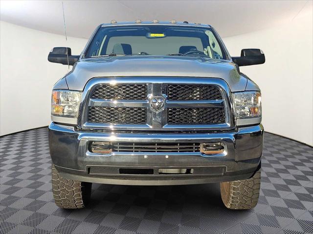 2016 RAM 2500 Tradesman 2016 RAM 2500 Tradesman
