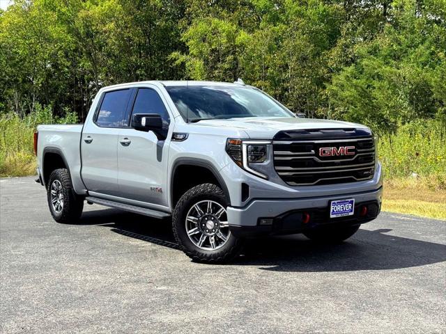 2025 GMC Sierra 1500 4WD Crew Cab Short Box AT4