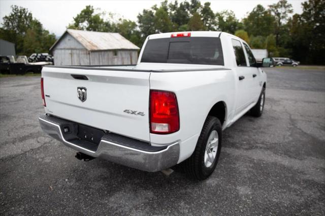 2023 RAM 1500 Classic SLT Crew Cab 4x4 57 Box