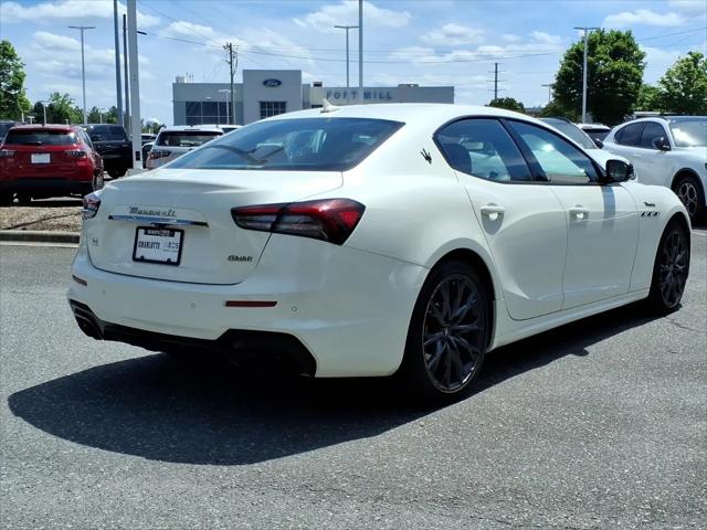2022 Maserati Ghibli Modena