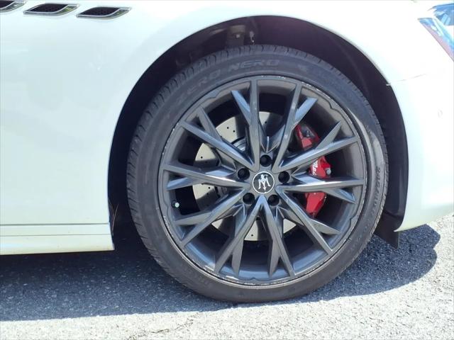 2022 Maserati Ghibli Modena