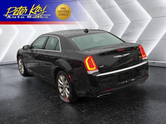 2018 Chrysler 300 Touring L AWD